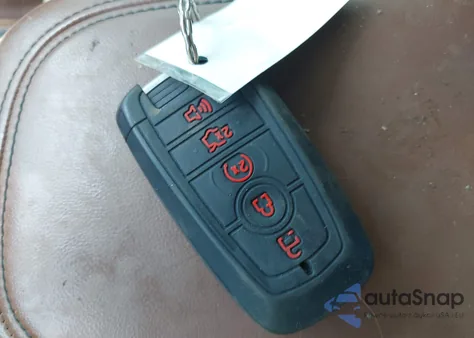 2022 Ford Maverick Lariat из США, поврежденный, VIN 3FTTW8F92NRA11623